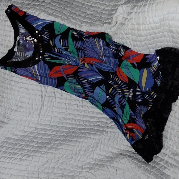 Cruise Wear & Company Dresses & Skirts - TROPICAL Sleeveless Dress Size L